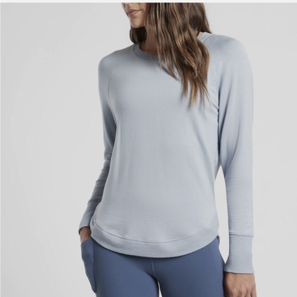 Athleta Light Blue Mindset Crew Neck Long Sleeve Sweatshirt - XS